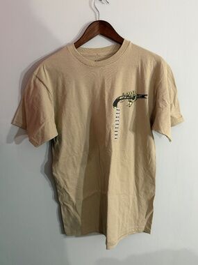 5.11 Tactical Graphic T Shirt Mens Medium Tan Cold Dead Hands Skeleton Guns NWT